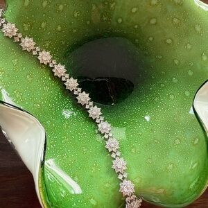 Elegant 4 Carat Moissanite Sunflower Necklace - 925 Sterling Silver